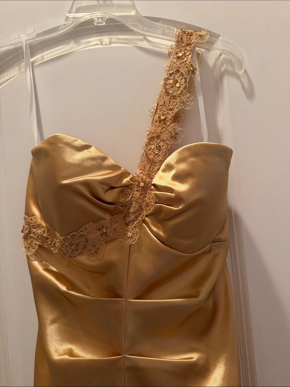 Vintage Jump Apparel by Wendye Chaitin Gold One-Shoulder Satin Prom Dress - Picture 2 of 9